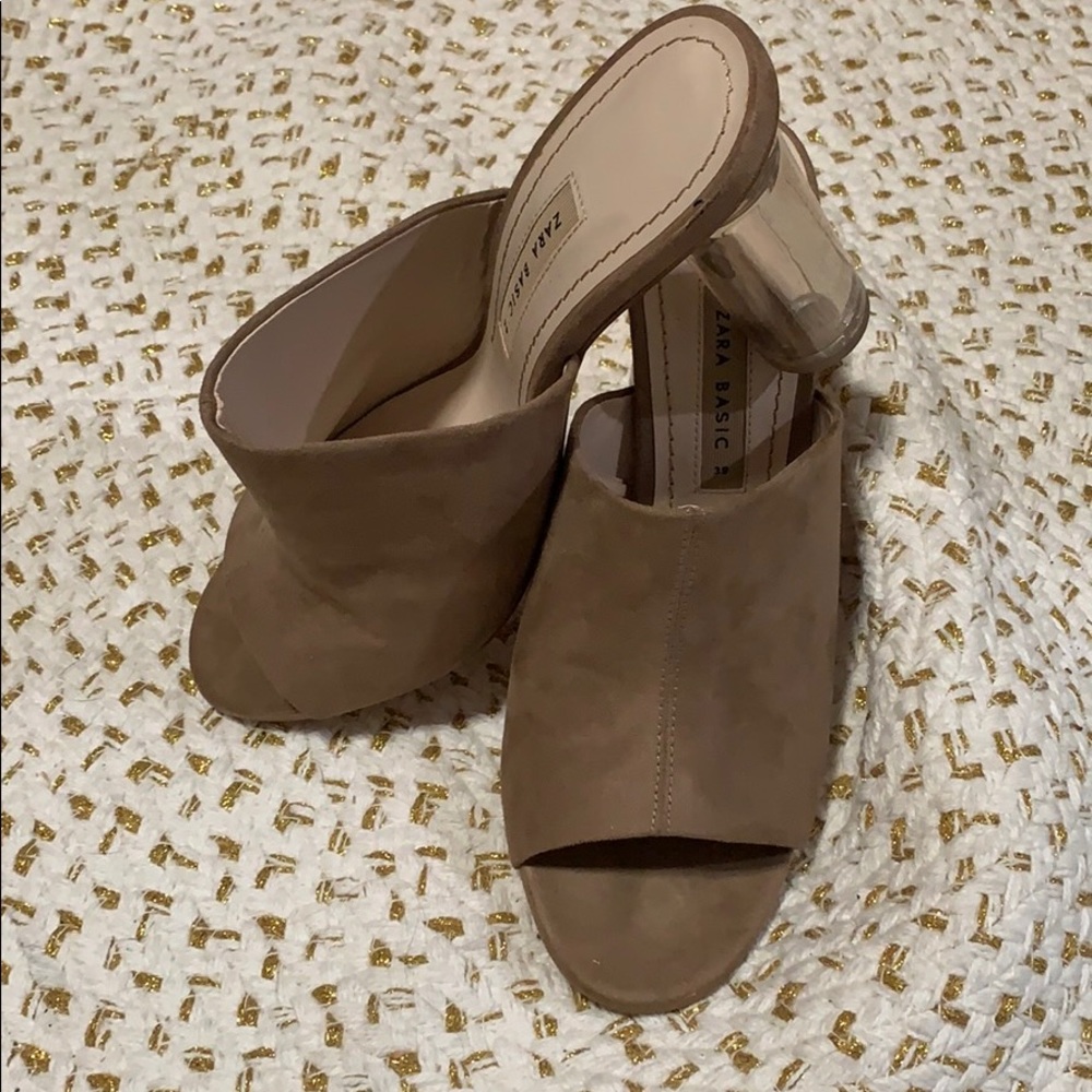 Zara Basic Sandals!!